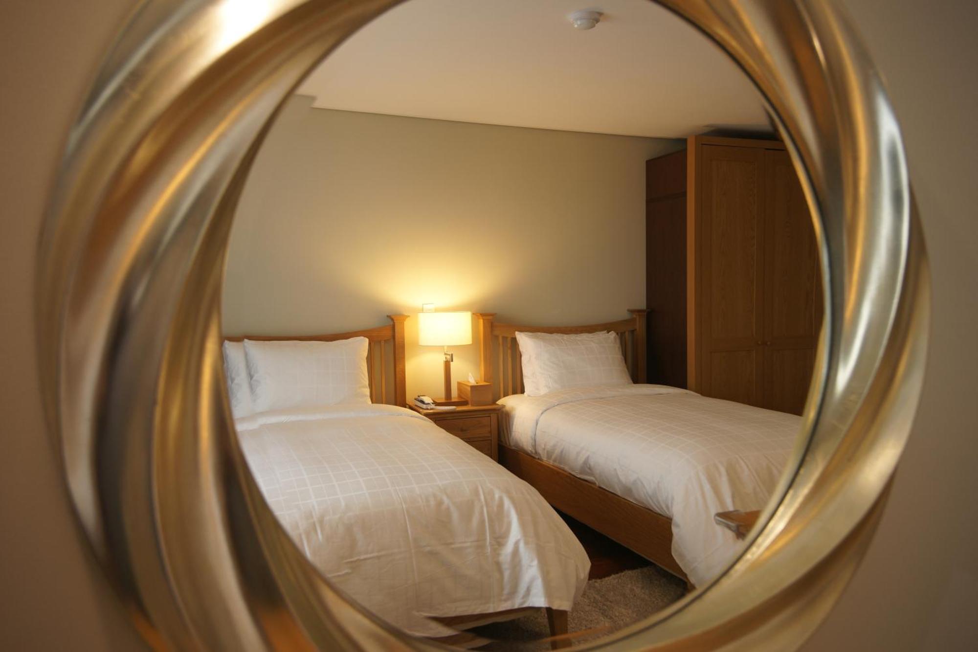 Illeinn Hotel Seogwipo Esterno foto