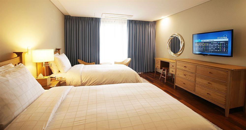 Illeinn Hotel Seogwipo Esterno foto