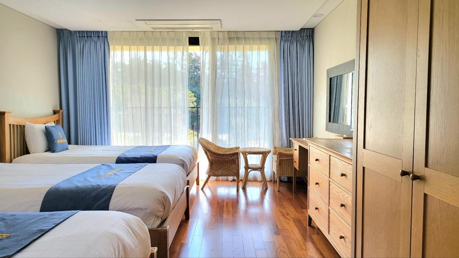 Illeinn Hotel Seogwipo Esterno foto
